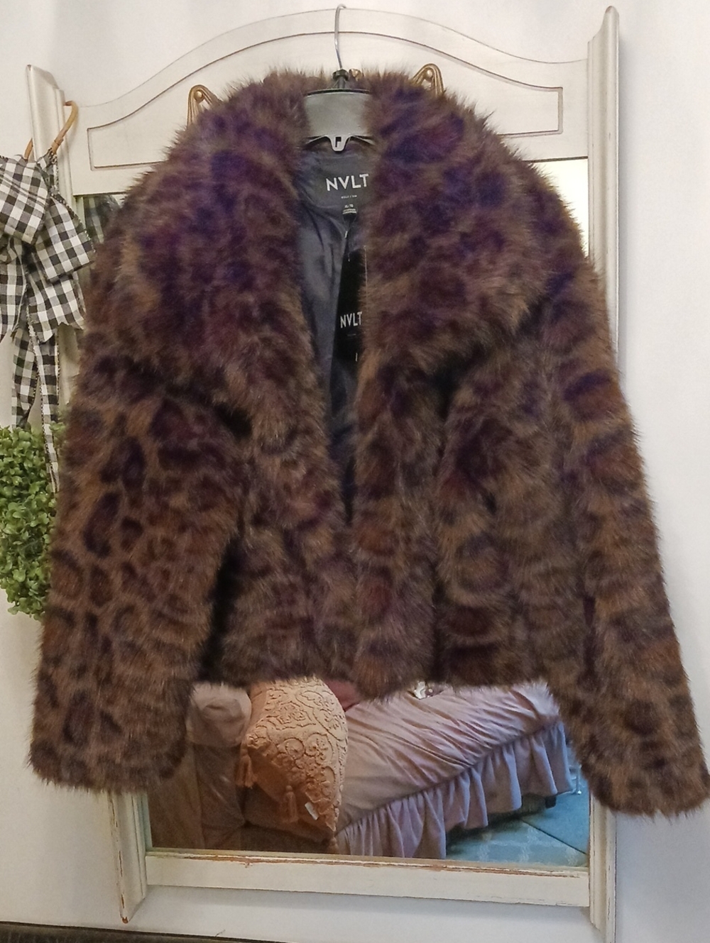 Luxurious! NVLT⚜️ Leopard-Print Faux Fur Crop Jacket in Brown XL 👑